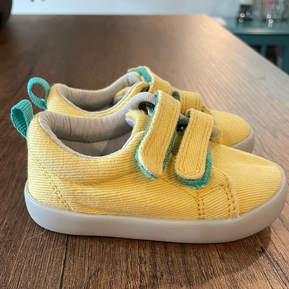 Ten Little canvas shoes size 5.5